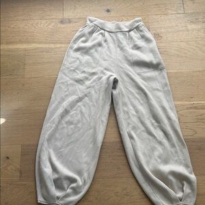 Stylish sweater Wide-Leg Pants with gathered bottoms